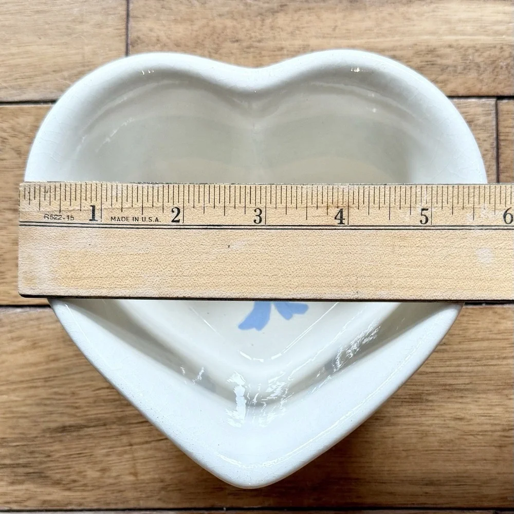 VTG 80s White Heartshaped Dish Bowl Blue Bow & Heart‎ Country Cottage Core 6X3
